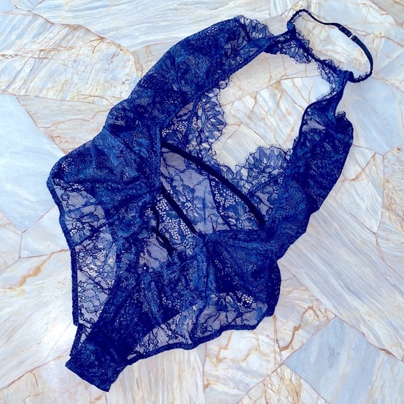 High-Neck Choker Chantilly Lace Teddy Very Sexy Small - Picture 5 of 10